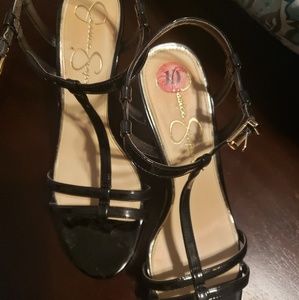 Ladies shoes size 10